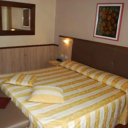 Corallo Hotell 3*