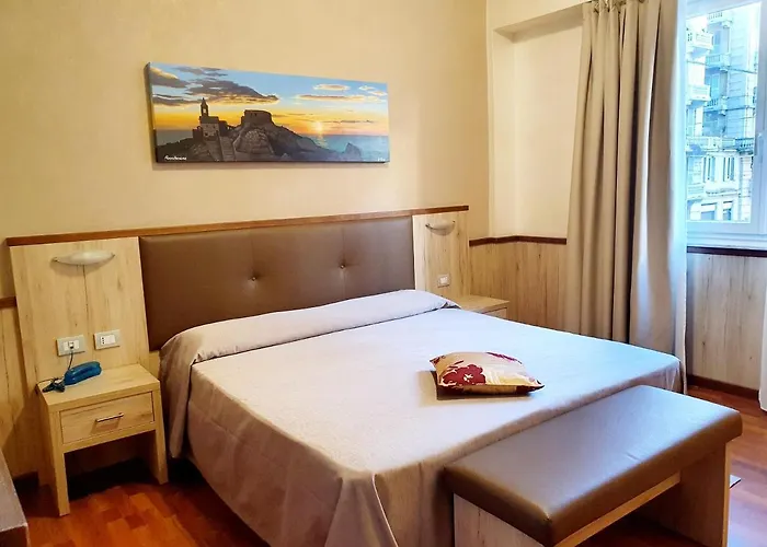 Отель Corallo Специя